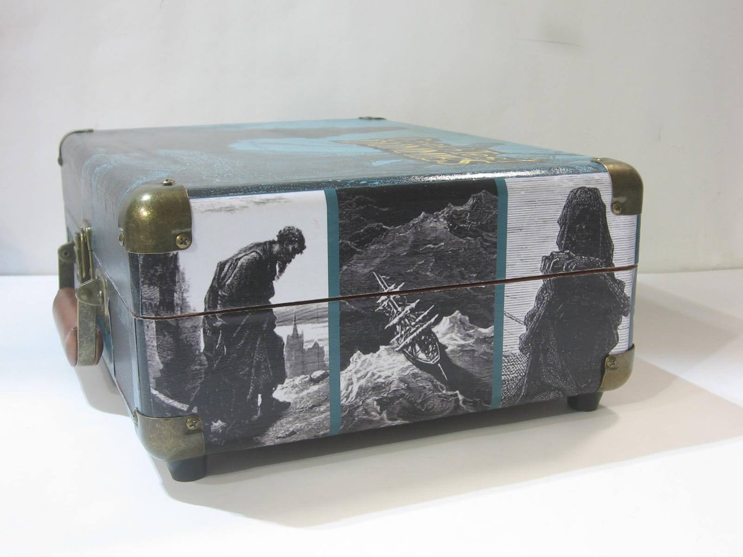 NOT SOLD OUT - CLICK TO ORDER: Limited Edition "The Ghosts That Haunt Me" Turntable (Autographed)